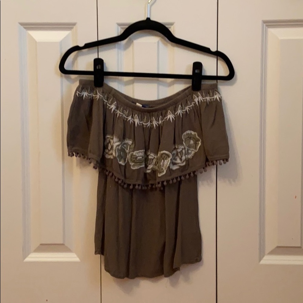 Francesca’s Off the shoulder army green top, XS